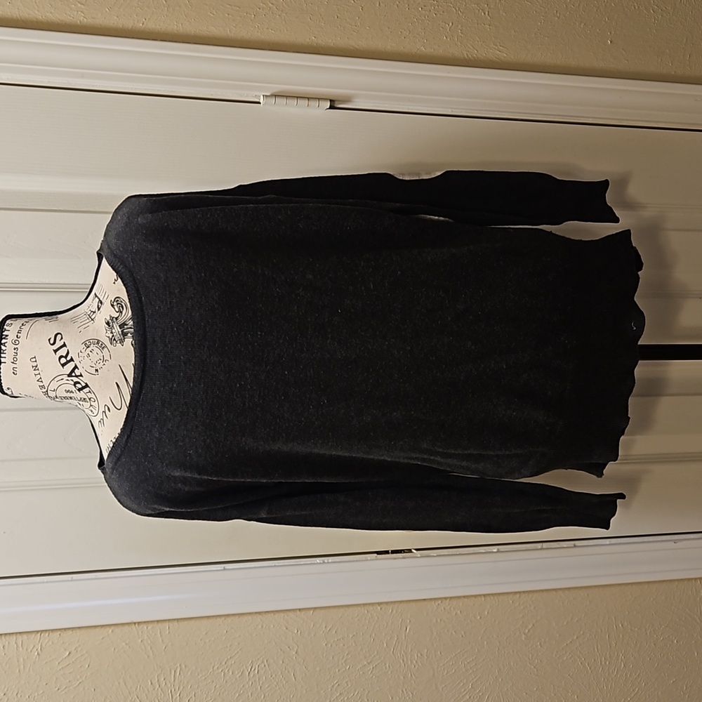 R D Style women's small sweater  0722